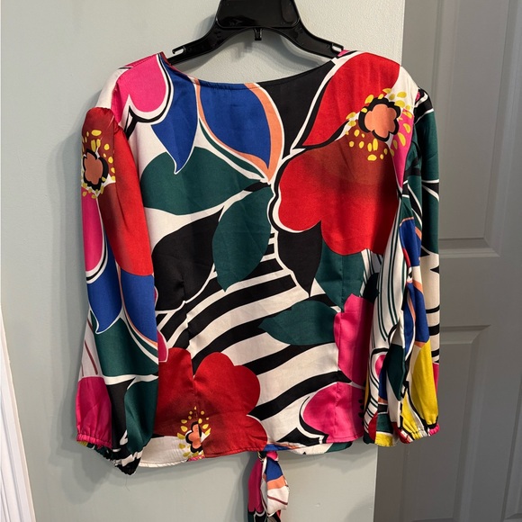 Ashley Stewart Belted Floral Print Satin Blouse 18/20 - Picture 7 of 9